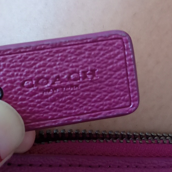 Coach wristlet - Picture 4 of 4